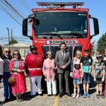 Camila Flores Instagram - LA CALERA ✅ Entrega a la comunidad e inauguración de la nueva Unidad Forestal adquirida a través del convenio entre el CORE y la Junta Nacional de Bomberos de Chile, que entra en funciones en la 1ra. Compañía de Bomberos de la Primera Compañia De Bomberos la Calera. Quisiera felicitar a la Compañía por haber bautizado el carro con el nombre del Bombero Eduardo Vasquez V. (QEPD) en homenaje y reconocimiento a este hombre que dedicó sus mejores años a esta noble institución. #bomberosdechile