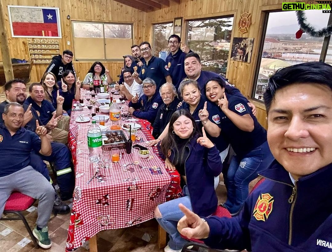 Camila Flores Instagram - ✅ Con gran alegría junto a nuestro #CORE Percy Marin pudimos conocer el nuevo cuartel de la primera Compañía de Bomberos de #Quintero que está casi es su totalidad terminado Les agradecemos las muestras de cariño para nosotros y nueva hija Camilita Nada más satisfactorio en nuestra actividad que poder cumplir con nuestros compromisos y más con instituciones tan nobles e importantes para el país, como lo son nuestros Bomberos #MisionCumplida