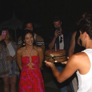 Camila Mendes Instagram - celebrated my golden bday yesterday, brazilian bbq style 🫶🏽 surrounded by the people i love most while eating the food i love most. obrigada @farmrio for the beautiful dress 🥹