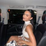 Camila Mendes Instagram - @vanityfair oscar party in vintage @versace 🤍