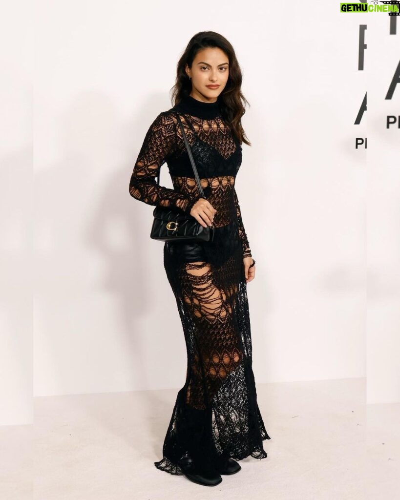 Camila Mendes Instagram - never thought i’d walk a carpet in moto boots as a 5’2 girlie but i loved every minute of it 🥾 was an honor to rep @coach at the CFDA awards with you @stuartvevers 🖤🖤