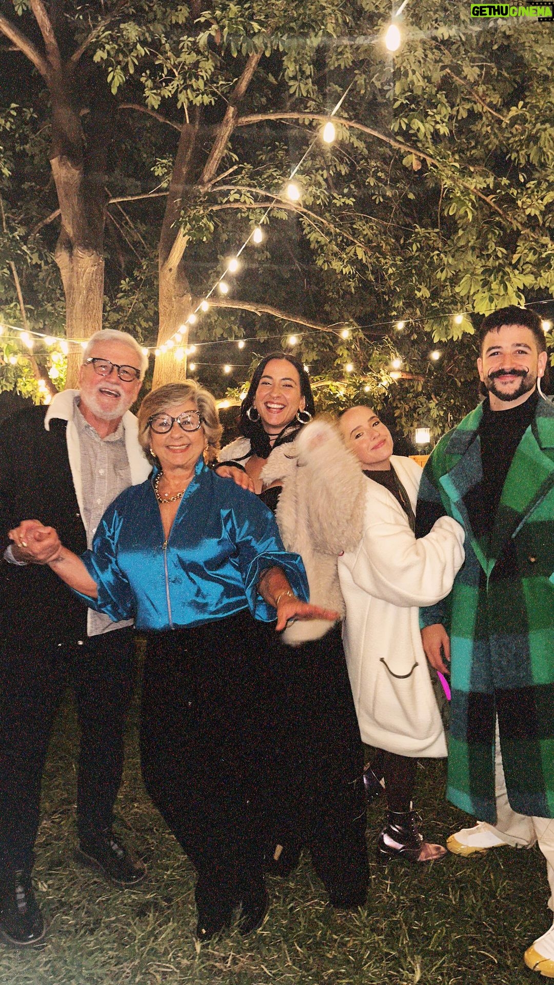 Camilo Instagram - Lo que piensa la gente cuando empieza el año. Ya veremos si nos acordamos en Febrero jajaja