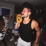 Camilo Instagram - Pa adelante y pa atrás, pa adelante y pa atrás, pa adelante y pa atrás… para adelante y para atrás 👻