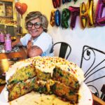Camilo Instagram - Empanadas, bombas y una torta hecha por @evaluna para celebrar 5 años de La Tribu. 🎂 ♥️ ⛺️ Cinco años de SER NOSOTROS MISMOS. De creer en lo que tenemos dentro. El otro día fui a un concierto y un señor que trabajaba en limpieza me gritó CAMILOOO, yo soy de La Tribu. Y nos dimos un abrazo y fui feliz. Estamos por todas partes del mundo, donde menos se lo esperan buaahahahahahaha!!! Feliz diaaaaa. Los amo!