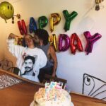 Camilo Instagram - Empanadas, bombas y una torta hecha por @evaluna para celebrar 5 años de La Tribu. 🎂 ♥️ ⛺️ Cinco años de SER NOSOTROS MISMOS. De creer en lo que tenemos dentro. El otro día fui a un concierto y un señor que trabajaba en limpieza me gritó CAMILOOO, yo soy de La Tribu. Y nos dimos un abrazo y fui feliz. Estamos por todas partes del mundo, donde menos se lo esperan buaahahahahahaha!!! Feliz diaaaaa. Los amo!