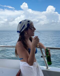 Camilo Instagram - Y que el mundo se parezca más a ella. Amén. Feliz cumpleaños a mi mejor amiga.