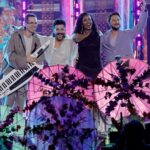 Camilo Instagram – Anoche en Sevilla.
Nos llevamos el Latin Grammy por el documental “El Primer Tour de mi Vida”!! Y se sintió diferente a haber ganado los anteriores!!! Se sintió como que le hubieran dado el premio a TODA LA TRIBU, porque al final, son ustedes los protagonistas!!
Estar anunciando la gira del año que viene justo cuando nos dan un Grammy por la gira anterior es como WOW, un círculo completo!
Vayan a ver el documental, que sé que van a sentir ganas de tomar riesgos, rodearse de gente valiosa y salir a hacer cosas significativas!! 
Le dedico este premio a mi país, y a la familia que caminó conmigo a lo largo de estos 150 conciertos en esta gira que me transformó para siempre!!! 
Gracias @manuelcarrasco_ @edgarbarrera @iza por compartir el escenario conmigo!! 
Gracias a la academia por tantas alegrías @latingrammys 
Soy feliz!