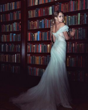Cara Delevingne Instagram - The library is open @vanityfair
