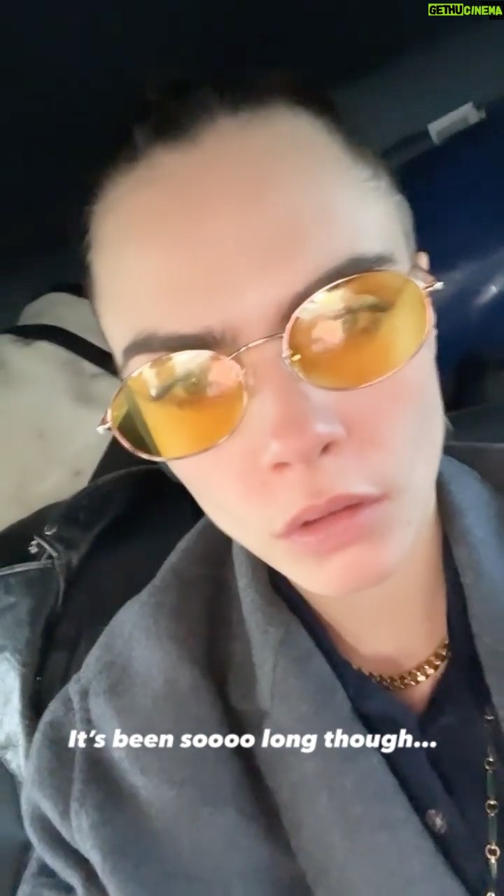Cara Delevingne Instagram - To all my friends back home, I am sorry but I had to…. 😈