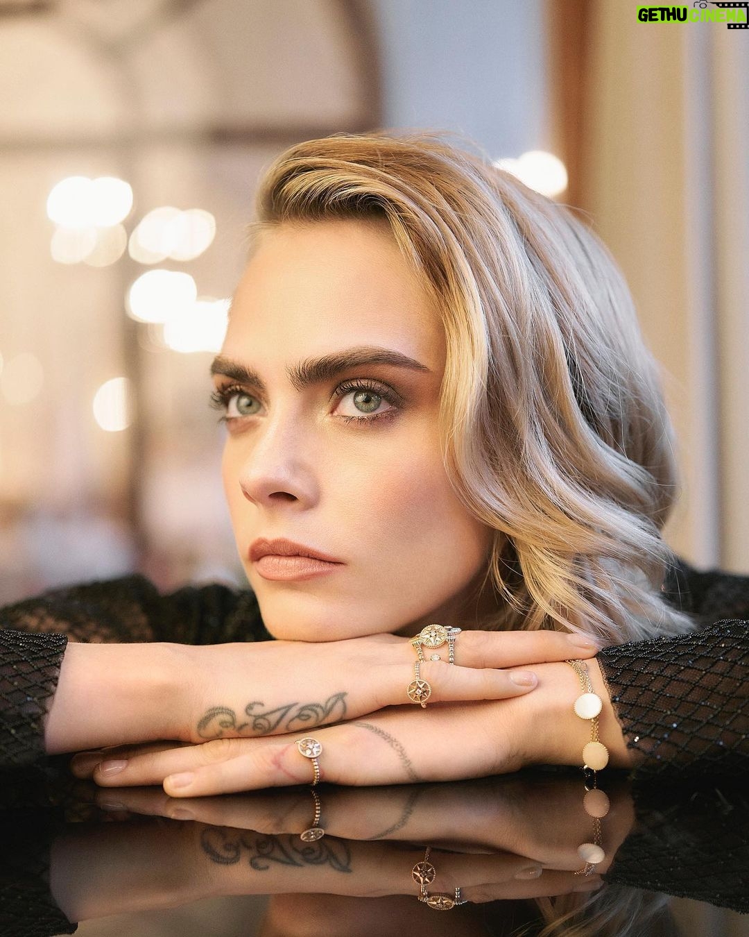 Cara Delevingne Instagram - Remembering that night in Portofino with #DiorBeauty 💠#throwback #Diorspa #Diormakeup Splendido, A Belmond Hotel