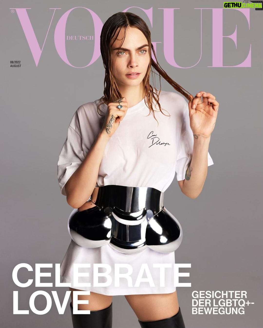 Cara Delevingne Instagram - CELEBRATE LOVEβ₯οΈπ§‘ππππ August 2022 issue of @britishvogue @voguegermany wearing my favorite @karllagerfeld. So honored to be part of this project with so many people I admire and love! x π· @mertalas @macpiggott