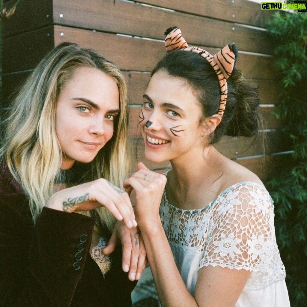Cara Delevingne Instagram - Happy birthday my dearest darling, ride or die, love you more than words. Cannot wait to be old and laughing about our memories and the good ol days even though we will still be living them. Hugging you always @margaretqualley