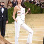 Cara Delevingne Instagram - Thanks for another epic night @voguemagazine ❤️‍🔥 The Metropolitan Museum of Art, New York