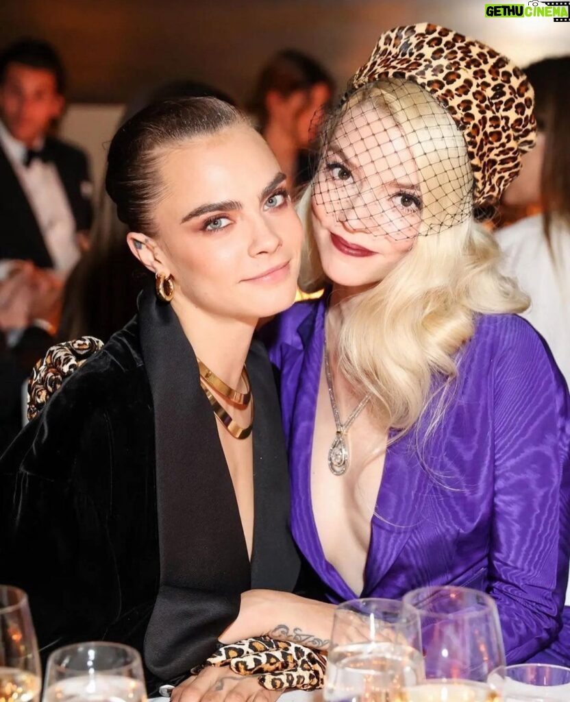 Cara Delevingne Instagram - When Tallulah from Bugsy Malone said: “I don’t remember names but I remember faces” She spoke for the entire film, theatre and fashion industries. Each a world where the face comes first. Also after this year and so many masks, we need faces more than ever. Sitting for a close up is an intimidating thing. Think of how many people you let this close to your face. This is the kind of proximity to a face that only moisturiser, lovers, pets or estheticians get. These brave few, sit where they cannot hide and they let us hover there and watch every movement. Tonight I feel most privileged to talk about a face this year that captivated the world not only by her unique beauty but by her ability to tell a story with every eyebrow, blink, twitch, smile, and most importantly a serene yet deadly stillness. After the extraordinary performance she gave this year, she is a not only a face to remember, but the name even Tallulah would never forget. I am so lucky to know the woman behind the face and her beauty radiates as brightly when your eyes are closed. I am proud to present the CFDA’s first-ever Face of the Year Award to the face that launched a thousand shipments of chess sets, Anya Taylor-Joy. @anyataylorjoy @cfda #cfdaawards @bfa