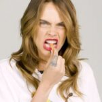 Cara Delevingne Instagram - Flowers & spicy crisps with @cosmopolitan