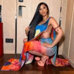 Cardi B Instagram - I smell like Thai coconut’s & pineapple 🍍