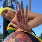 Cardi B Instagram - DESPECHAAA ❤️