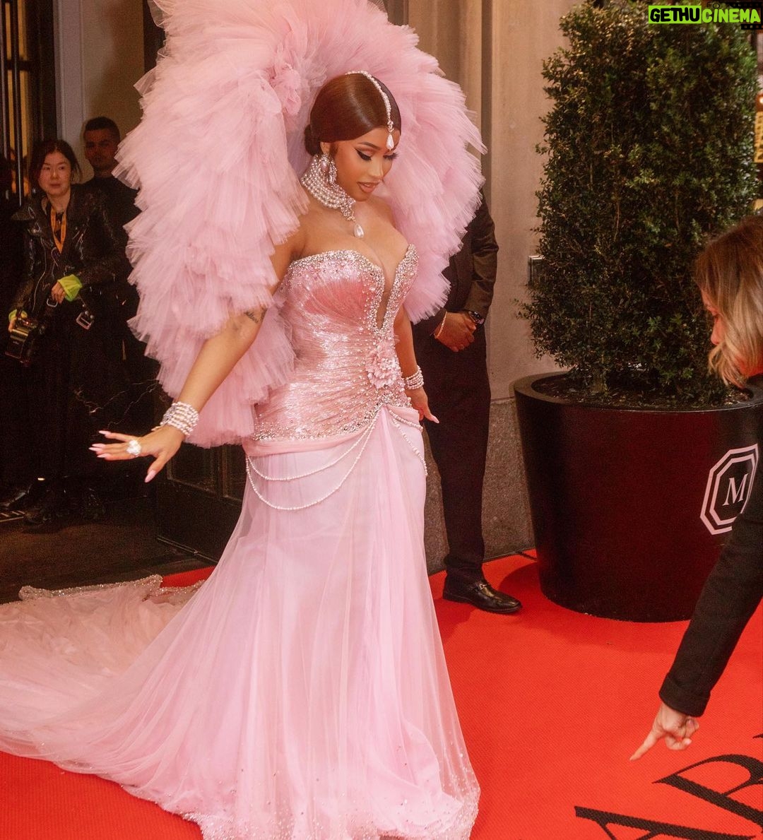 Cardi B Instagram - I love this dress soo much 🎀… and YES pink remind me of Chanel ..when ever they drop any shades of pink’s collection I go buy it lol … @miss_sohee thank you soo much for this beautiful dream dress.Thank you soo much @kollincarter for putting it together
