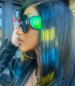 Cardi B Instagram - I’m perfect 💙💚🐠