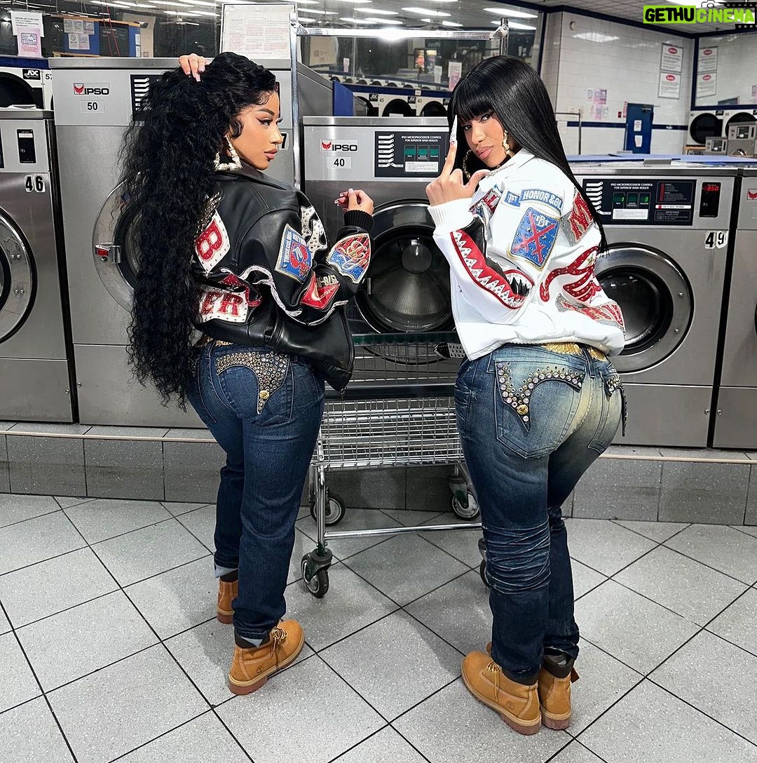 Cardi B Instagram – Bronx Finest ️🖤 | Gethu Cinema