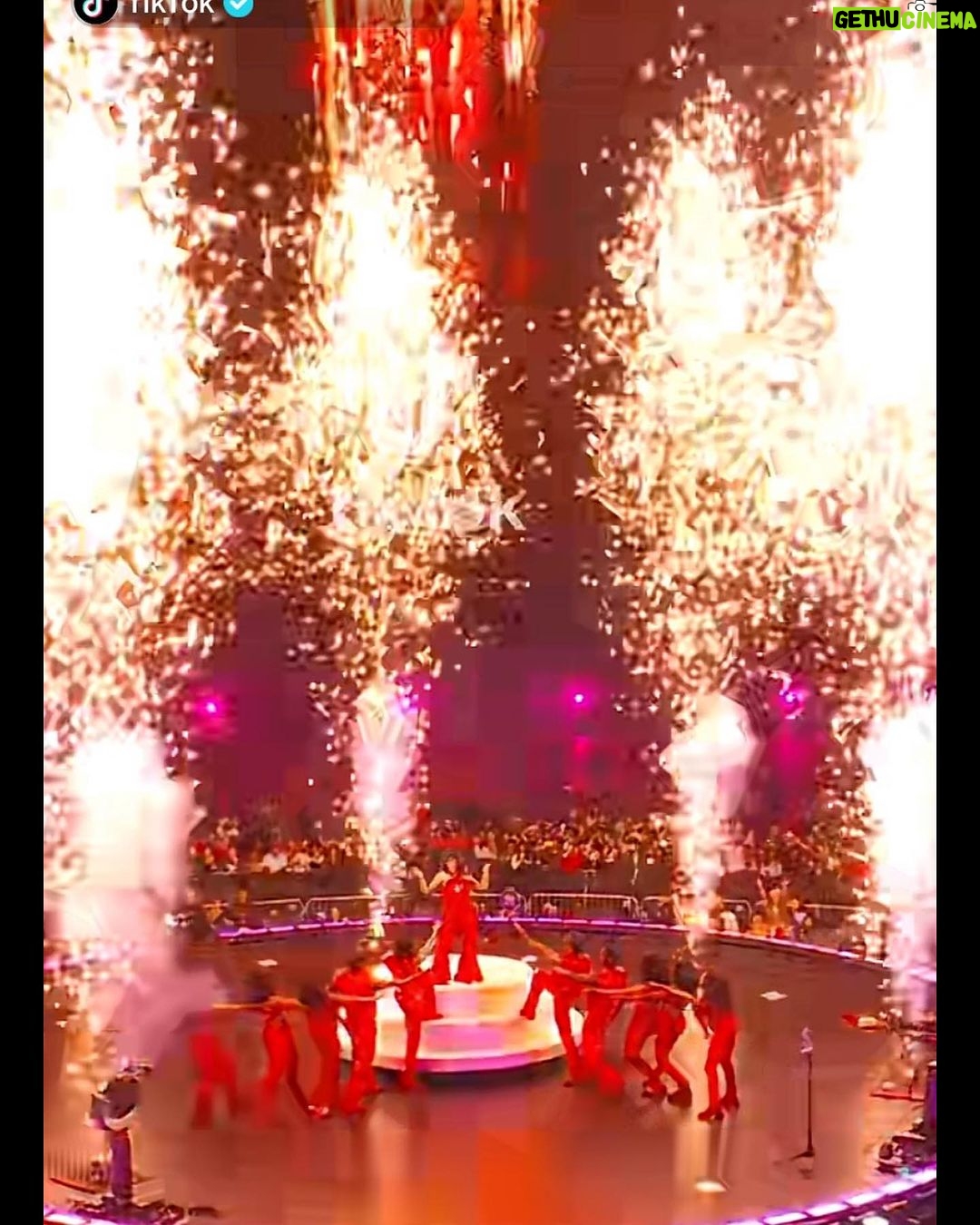 Cardi B Instagram - West coast it’s been real ❤️…..Thank you TikTok for having me …Thank you to my team and thank you to my fans …y’all owe me nothing ❤️❤️❤️