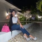 Cardi B Instagram - Having a blast💓