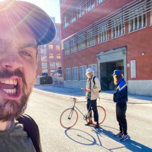 Carl Stanley Instagram - Möte med Svenska landslaget i Fylleboccia. Håll i er danskjävlar. För nu kommer vi.
Akta huet.