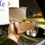 Carl Stanley Instagram - Sätt era Nuggets på kylning och låt glöggen fullkomligt TA ÖVER! Nu är ett nytt Tombola Podcast i allas liv. Släpp in Tombola i ditt hjärta och Tombola kommer att ge dig känslan av ”men vafan är detta...”. Och DEN KÄNSLAN hittar man inte överallt! Jag vill tacka @_marcusberggren för att han åtminstone försöker dölja sin nakna kropp när vi spelar in. Filmad version och ett extrasnack finns ute för alla som är patreons. Akta huet.