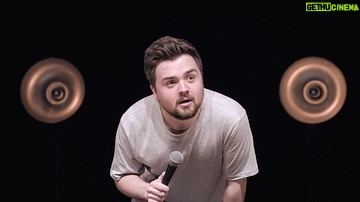 Carl Stanley - 2.8K Likes - Nu är den på SVT Play! Född 1996 inspelad på Lunds Stadsteater i Februari i år. Tack alla som tittar och som ska titta. Hoppas ni gillar den! Länk i bio!