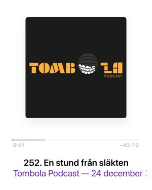 Carl Stanley Instagram - God Jul gott folk! Ja jag har väl inte mer att säga än att ni ska vara snälla mot varandra. Gillar man Tombola så finns det överraskelse i poddappen!❤️