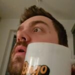 Carl Stanley Instagram - Mitt nyaste konstverk. Bildserien: ”En förvirrad man upptäcker sitt eget kaffe.”