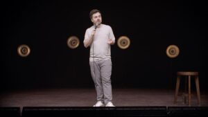 Carl Stanley Instagram - Nu är den på SVT Play! Född 1996 inspelad på Lunds Stadsteater i Februari i år. Tack alla som tittar och som ska titta. Hoppas ni gillar den! Länk i bio!