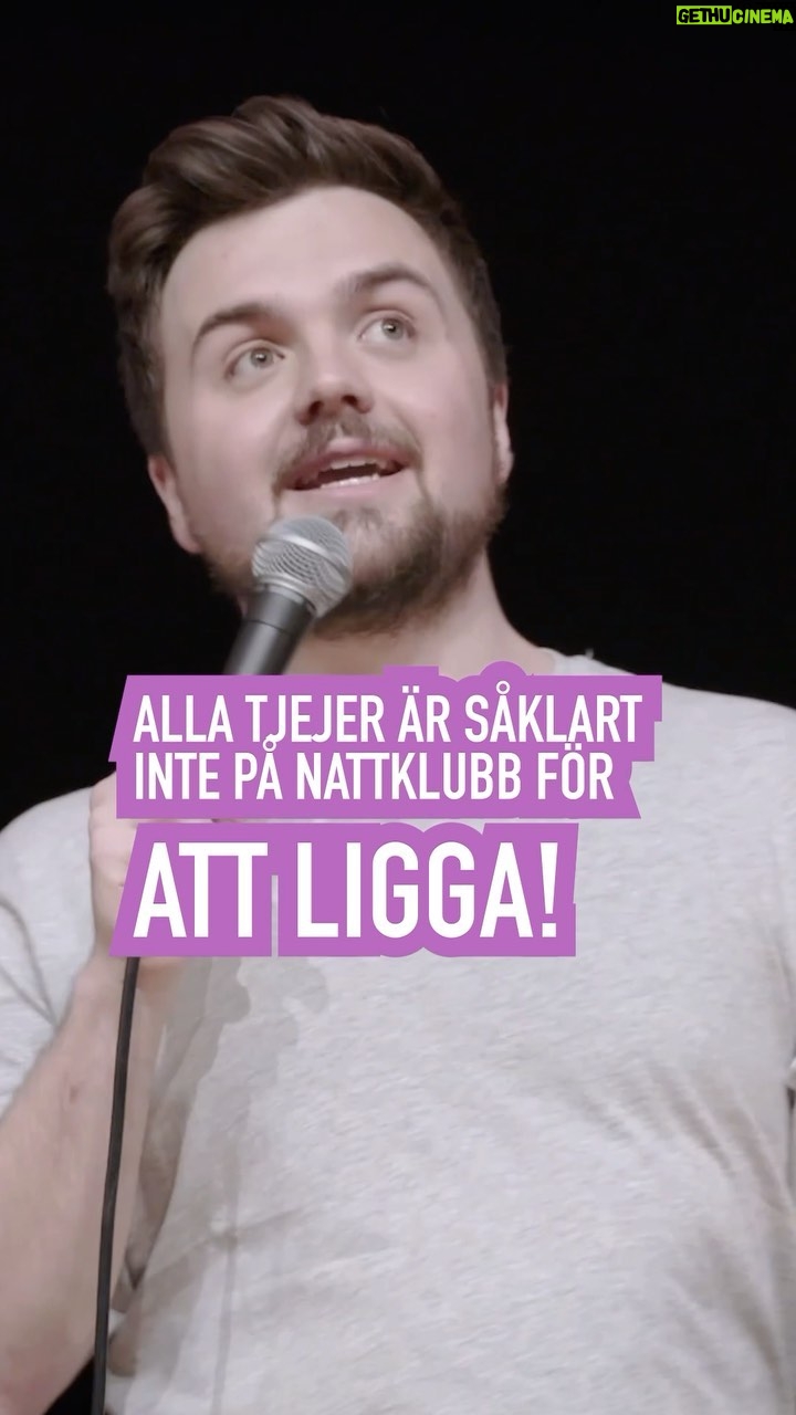 Carl Stanley - 3.5K Likes - Biljetterna till nya turnén börjar ta slut på många ställen så sätt lite fart! Tack alla som redan fixat ❤️ #aktahuet