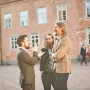 Carl Stanley Instagram - Lilla Jönssonligan och Bröllopskuppen! Allt om allt i Tombola Podcast🔥🥳🚁
(Det händer grejer i veckan förresten, på fredag till exempel kanske jagvetinte)
#aktahuet 
📸 @vetemix