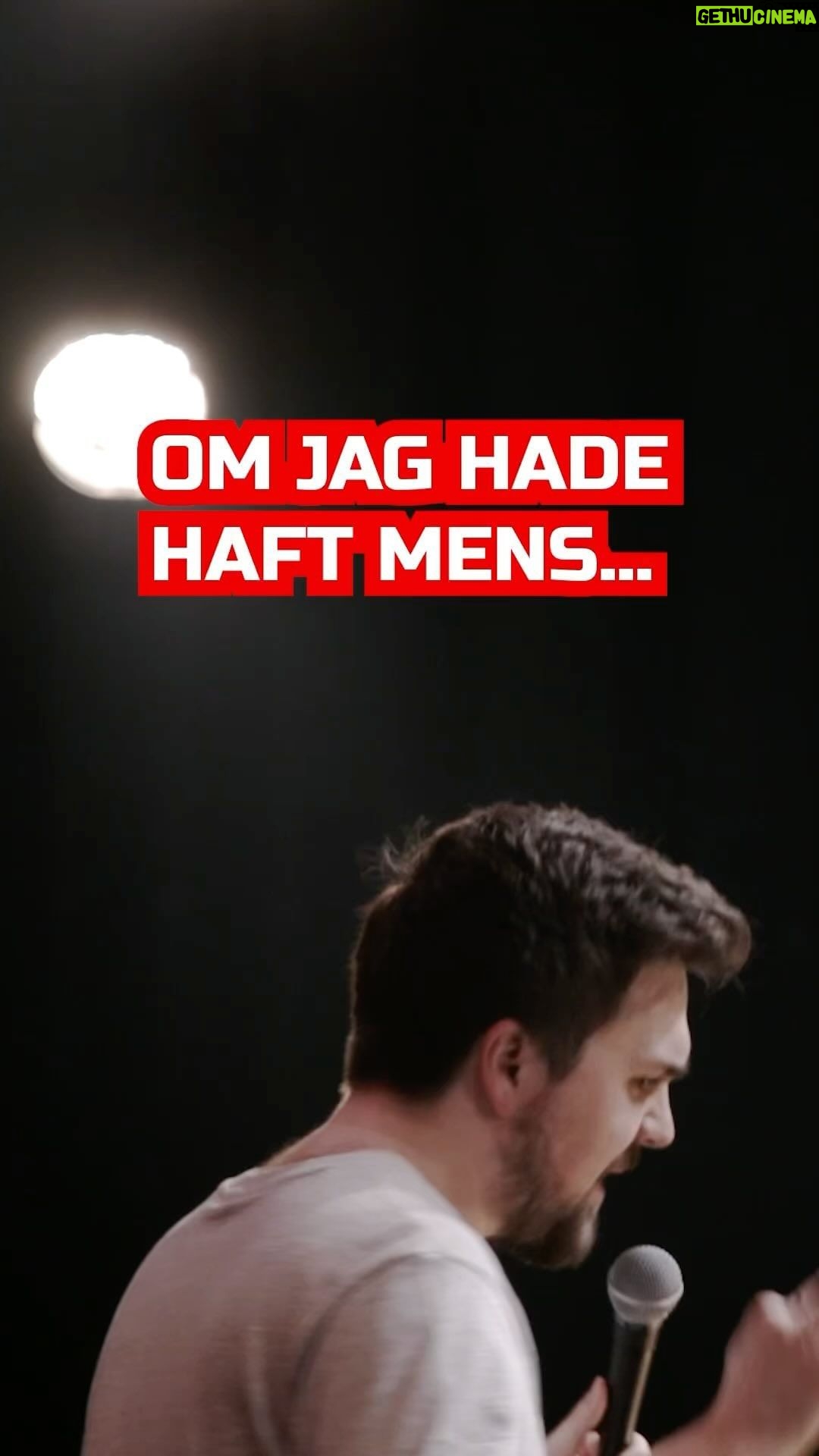 Carl Stanley - 2.5K Likes - Trams om höns från förra turnén. I den nya showen omnämns inte höns en enda gång hittills! Men den kan vara värd att se ändå. Länk i bio om ni vill komma och kolla!