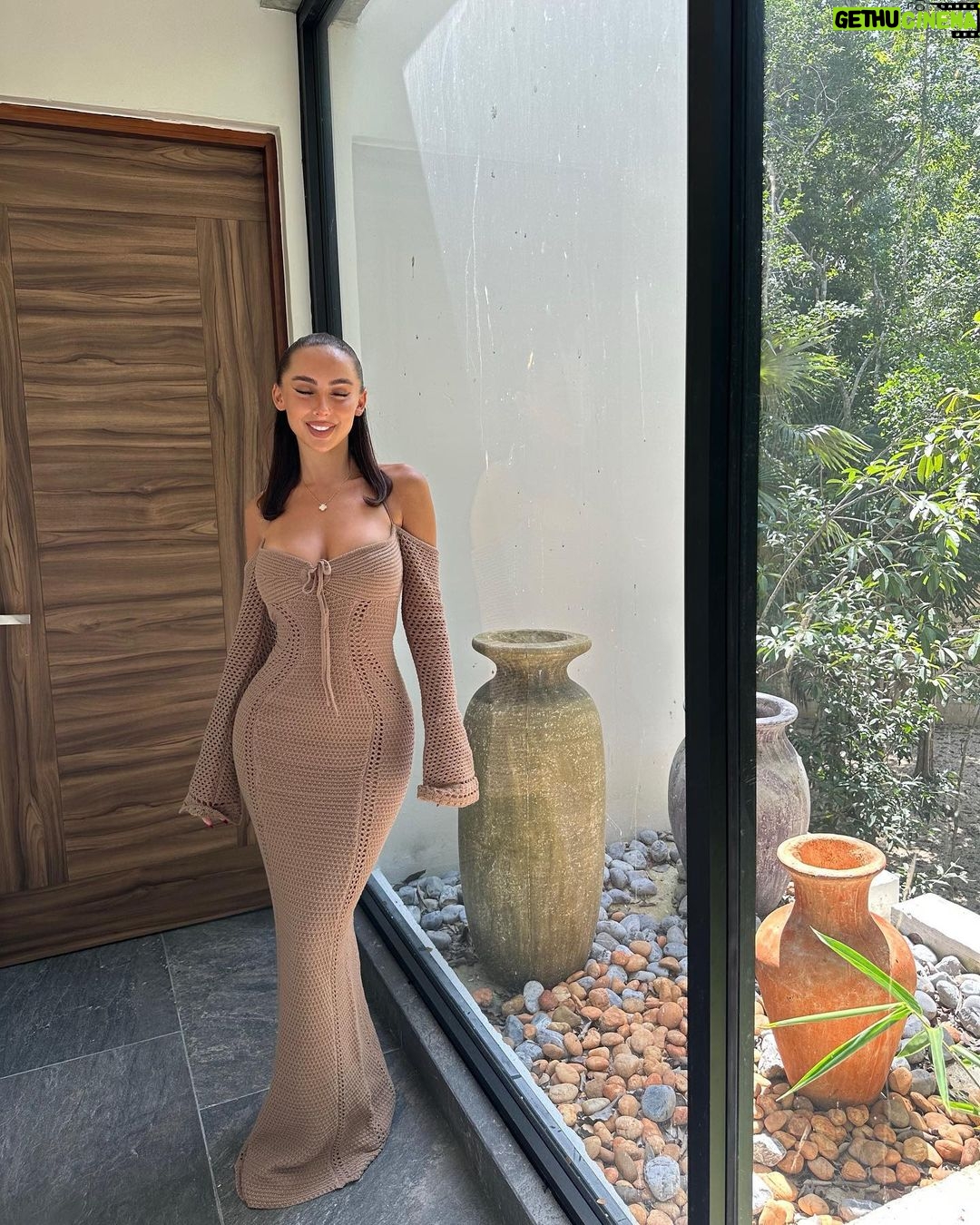 Carla Talon Instagram - sorry, seats taken Tulum, México