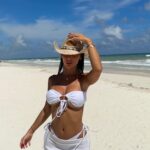 Carla Talon Instagram – Margarita por favor Tulum, México