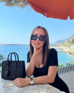 Carla Talon Instagram - end of summer back home ❤️ Dubai, United Arab Emirates