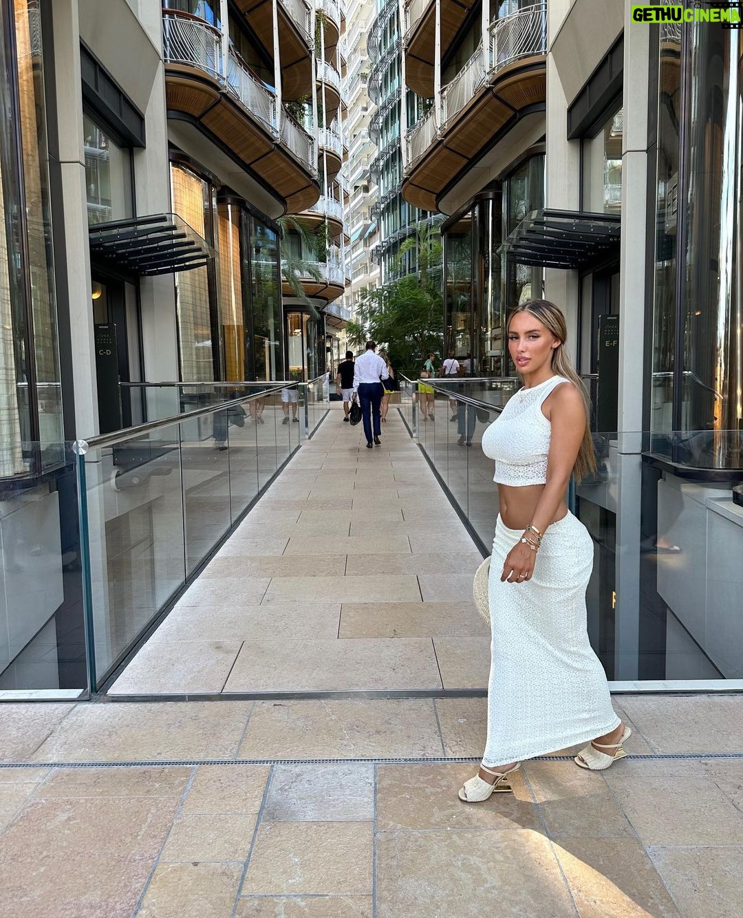 Carla Talon Instagram - stay put @fashionnova Monte-Carlo, Monaco