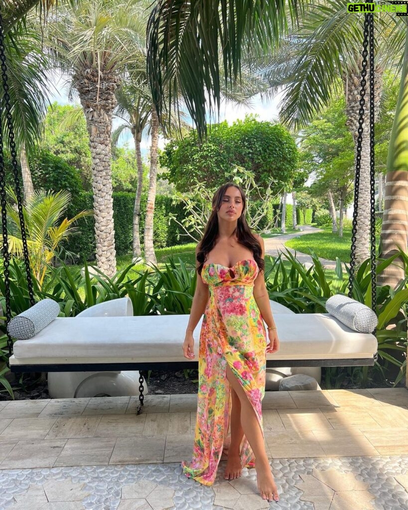 Carla Talon Instagram - try again @FashionNova Summersalt Dubai