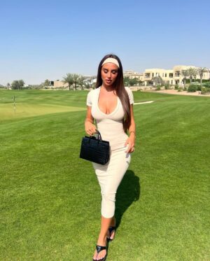 Carla Talon Instagram - too sweet 🤍 @FashionNova