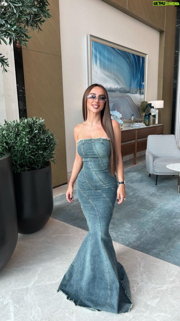 Carla Talon Instagram - Miss me yet ? @FashionNova Dubai, UAE