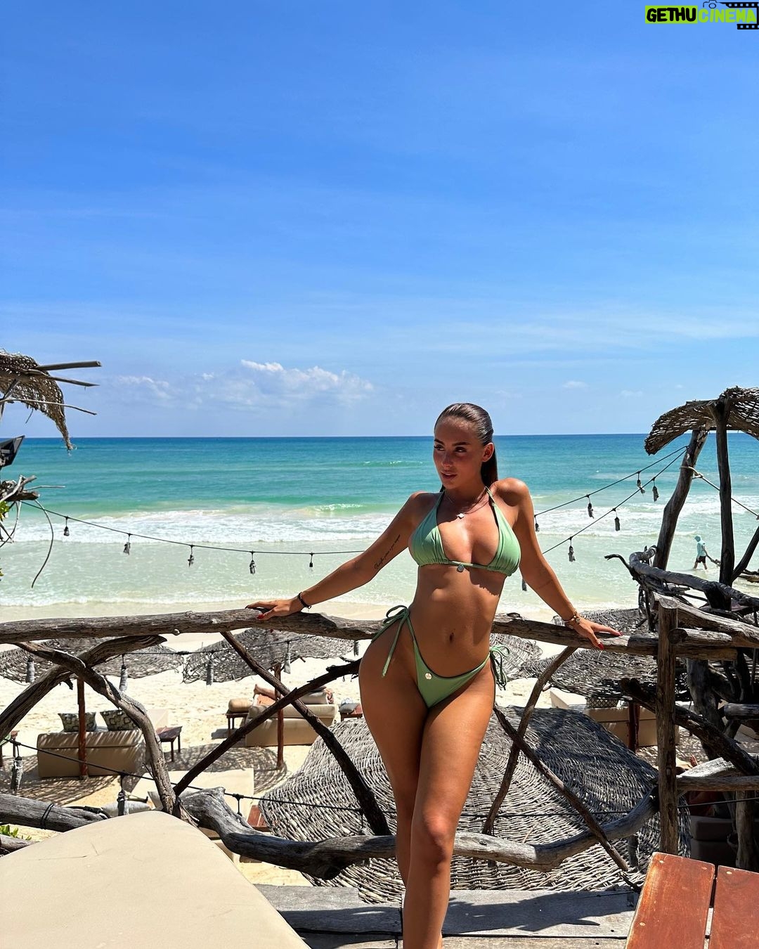 Carla Talon Instagram - obsessed Tulum, México