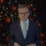 Carlos Moedas Instagram - 🎄 Desejo-vos um feliz Natal e que 2024 vos traga o melhor. #feliznatal #natal