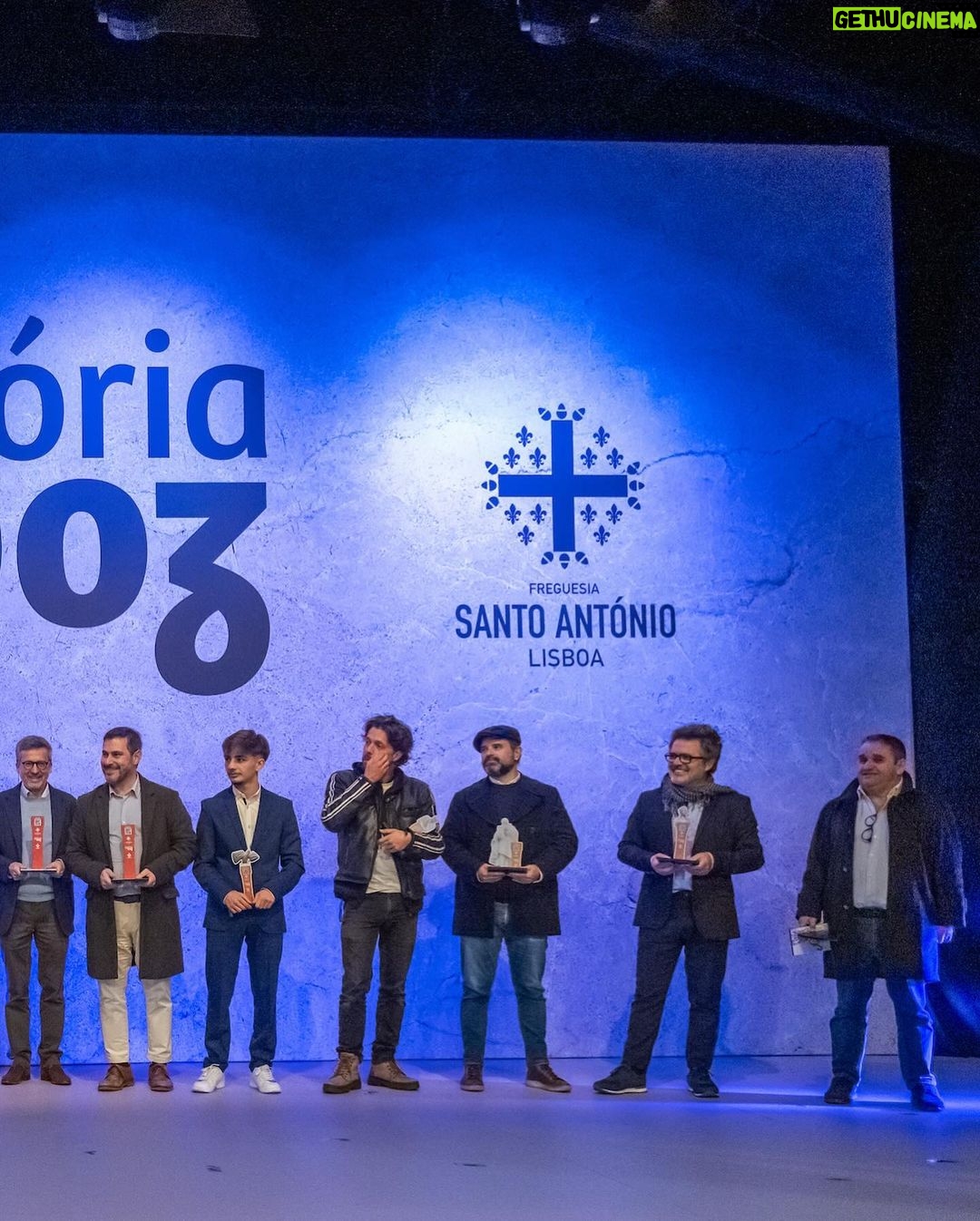 Carlos Moedas - 1.4K Likes - Quando um povo deixa de contar a sua história, começa a ter medo. Quem a conta, tem uma identidade forte. 🗣️ O projeto “História com Voz” conta a nossa história colocando a cultura em primeiro. É esta a visão que tenho para Lisboa, uma cidade com a cultura ao centro.
Mais informações 🔗 historiacomvoz.pt
#historiacomvoz #lisboa #santoantonio #freguesiasantoantonjo #cmlisboa #cultura