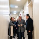 Carlos Moedas Instagram - ➡️ Num momento em que os portugueses sentem tanta fricção na saúde, Lisboa apresenta soluções. Estamos a construir um Estado Social Local que ajuda e apoia as pessoas. Fazêmo-lo com o Plano de Saúde Lisboa 65+ e em momentos como este, inaugurando mais uma Unidade de Saúde. A Unidade de Saúde do Beato vai dar resposta a cerca de 15 000 utentes com uma unidade de recursos assistenciais partilhados e uma unidade de cuidados na comunidade. #saude #lisboa #beato #jfbeato #cmlisboa