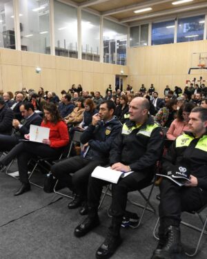 Carlos Moedas Instagram - 📢 Reunião de Câmara descentralizada nas freguesias de Campo de Ourique, Estrela e Misericórdia. Tempo de ouvir as pessoas e trabalhar em soluções para tornar Lisboa melhor.

#descentralizada #lisboa #cmlisboa #campodeourique #estrela #misericordia