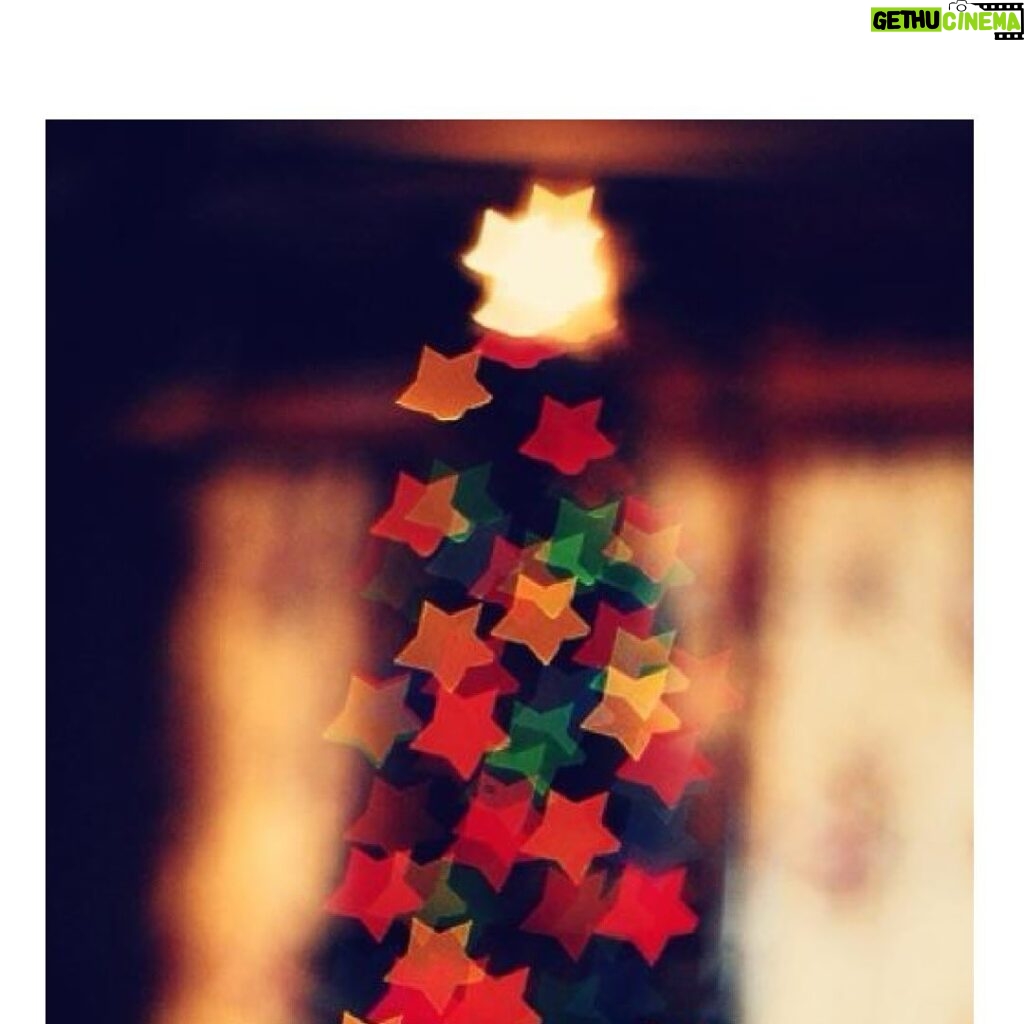 Carlos Nóbrega Instagram - Let the spirit keep u warm and grateful⠀ 🎅🏻⠀ ⠀ ⠀ ⠀ ⠀ ⠀ ⠀ ⠀ Feliz #Natal, Feliz #Navidad, Merry #Christmas