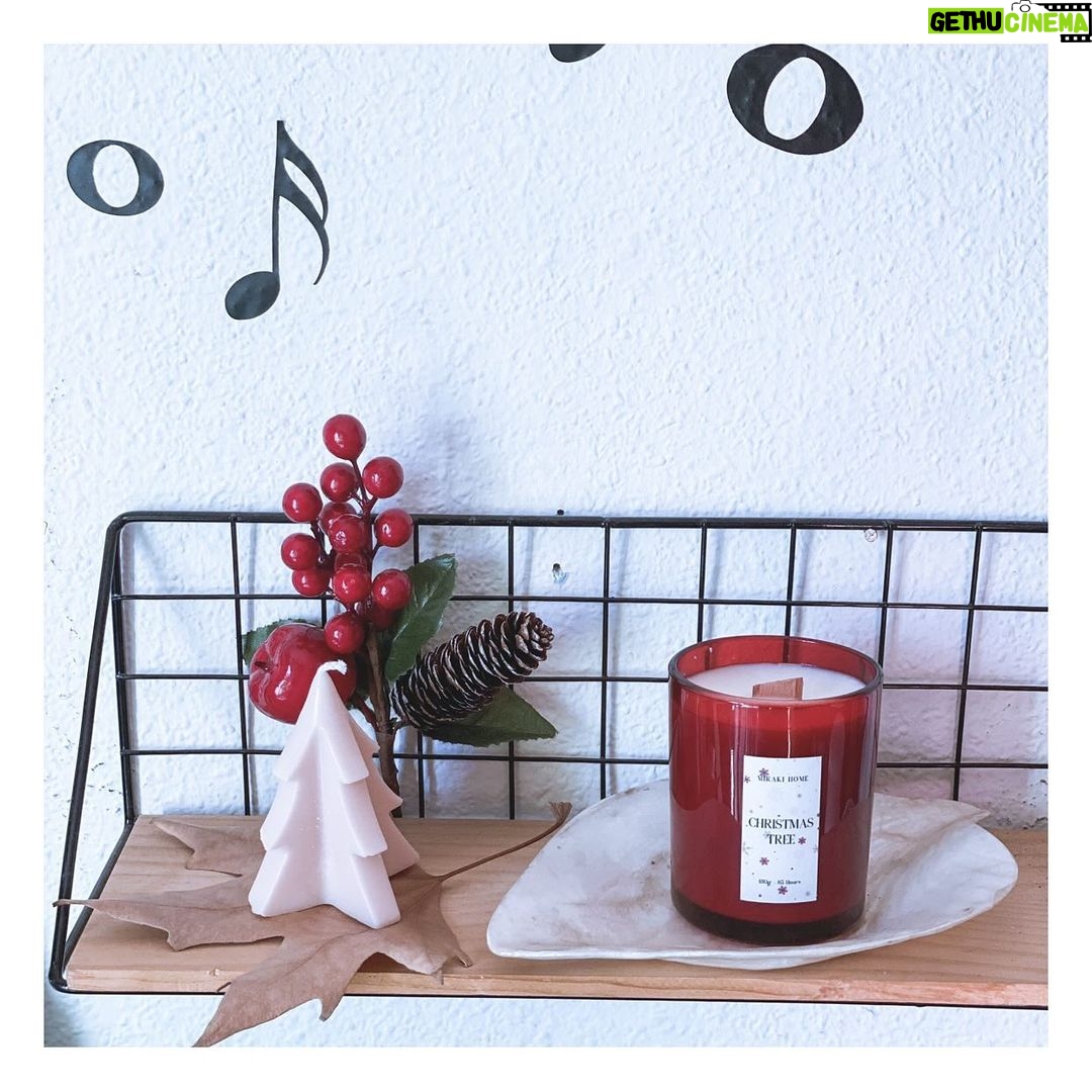 Carlos Nóbrega Instagram - Detalles festivos para una temporada única. 🌟⠀ 👑⠀ @mirakihome ⠀⠀ ⠀⠀ ⠀⠀ ⠀⠀ ⠀⠀ ⠀⠀ ⠀⠀ ⠀⠀ #Miraki #mirakihome #cnlive ⠀⠀ #FelizNavidad #DecoraciónNavideña⠀⠀ #navidad2023 #navidad #feliznavidad #happychristmas #decoraciondenavidad #decoracionnavideña #xmas #Christmas #adornosnavideños #reyesmagos