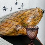 Carlos Nóbrega Instagram - Te imaginas poder disfrutar de este jamón en tu casa?⠀ ⠀ — SORTEO FINALIZADO — Los ganadores son:⠀⠀ ⠀⠀ 1. @figur70 ⠀ Certificado por ⠀ https://sweeps.easypromosapp.com/w/1155881⠀⠀ ⠀⠀ ¡Enhorabuena! Envía por favor un privado con tus datos de contacto y de envío para enviar a la marca que te enviará tu Regalo! ⠀⠀ Gracias a tod@s! 🍀⠀⠀ ⠀ Hoy os traigo un súper sorteo de la mano de mis amigos de @lisardocastro 🥩 ya que ⠀⠀ 👑👑👑 Los Reyes Magos nos han dejado este súper sorteo de regalo.⠀⠀ ⠀⠀ 📌Desde Lisardo Castro, nacen piezas únicas y verdaderos deleites para el paladar como es el Jamón Inédito Lisardo Castro. @lisardocastro ⠀ Su aroma, textura y color transmiten la esencia más pura de sus esplendorosas y ricas bodegas naturales en Guijuelo, 🐽🌳⠀⠀ ⠀⠀ 🎁 Un jamón inédito @lisardocastro 📣📣⠀⠀ ⠀ 📝 Para participar tienes que:⠀⠀⠀ ⠀⠀ 🥩 Dar like ❤️ a esta publicación⠀⠀⠀ 🥩Seguir a @lisardocastro y a mi cuenta @carlosdnobrega⠀⠀⠀ 🥩Menciona a un amigo para invitarle a participar. ⠀⠀ Cuantos más amigos (diferentes y reales), más probabilidad de que te toque.⠀⠀ ⠀⠀ 📣📣📣 Cierro el sorteo el 21 de Enero a las 23h59min y diré el nombre del⠀⠀ ganador/a en stories y en este post el 23 de Enero! ⠀⠀ 📌Los perfiles participantes que no cumplan los requisitos anteriores no entrarán en el sorteo.⠀⠀ Cuantas más veces participes más opciones tienes de que te toque. ¿A qué esperas?⠀⠀ ⠀⠀ ⚠️ Sorteo válido para Península España. ⠀⠀ ⠀ ⠀⠀ PD.⠀⠀ El jamón es considerado un producto ideal para incluir en una dieta sana y equilibrada 🍽 La presencia de vitaminas y minerales beneficiosas para el buen funcionamiento del sistema nervioso y el cerebro 🧠lo convierten un superalimento ❣️ que no debe faltar en casa.⠀⠀ ⠀⠀ #iberico #embutidos #paletaiberica #spanishfood #lisardocastro ⠀⠀ #diadelembutido #jamon #jamoniberico #embutido #lomoiberico #jamon #embutido #carne #ibericos #ibericolover #cnlive #jamon #nuestraesencia #JamónIbérico #EmbutidosIbéricos #Jamonería⠀⠀ #sorteojamón #SORTEO ##ReyesMagos2024 #SorteoReyesMagos